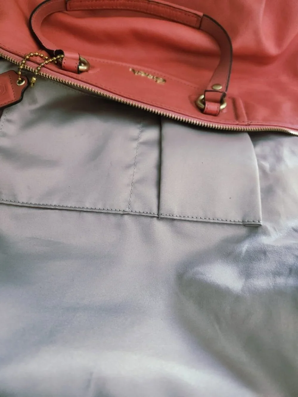 Euc Coach Ashley Coral Leather Shoulder Bag Purse